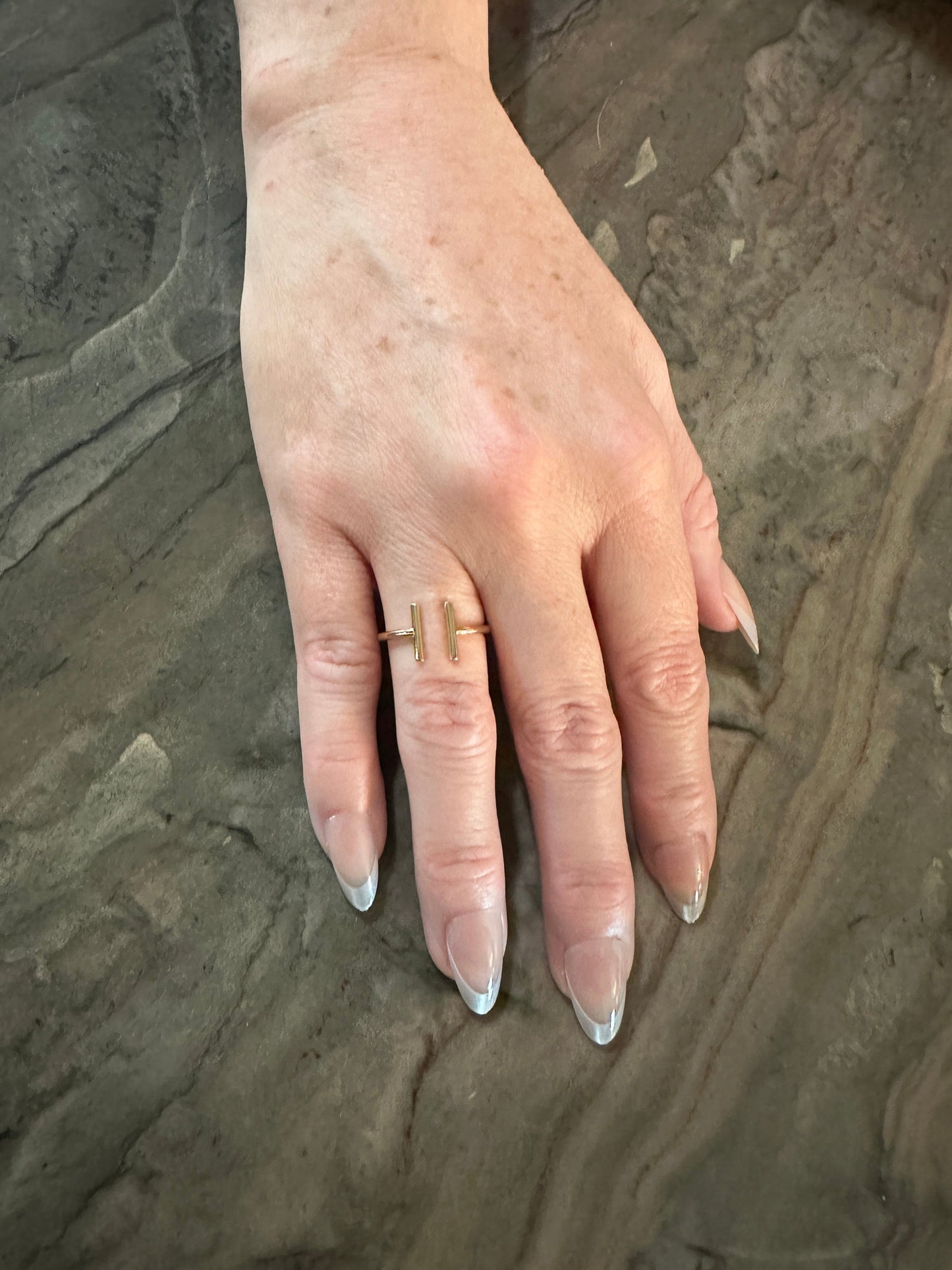 The Eva Parallel Adjustable Ring, modeled