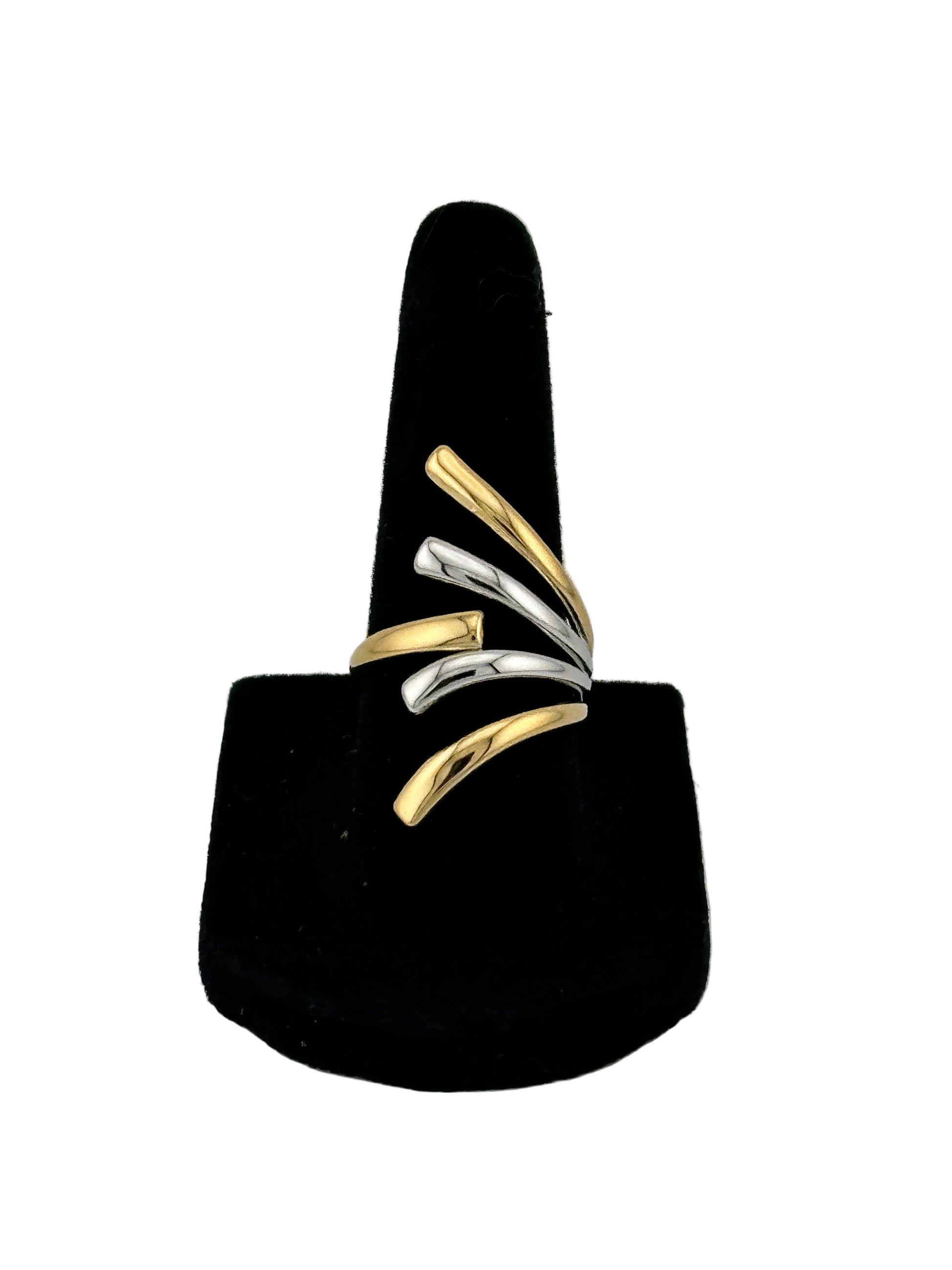 The Torre Ring